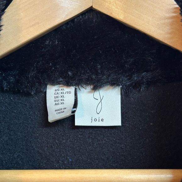 Joie Black Full Zip Vest with Faux Fur Size XL NWT - Picture 2 of 6